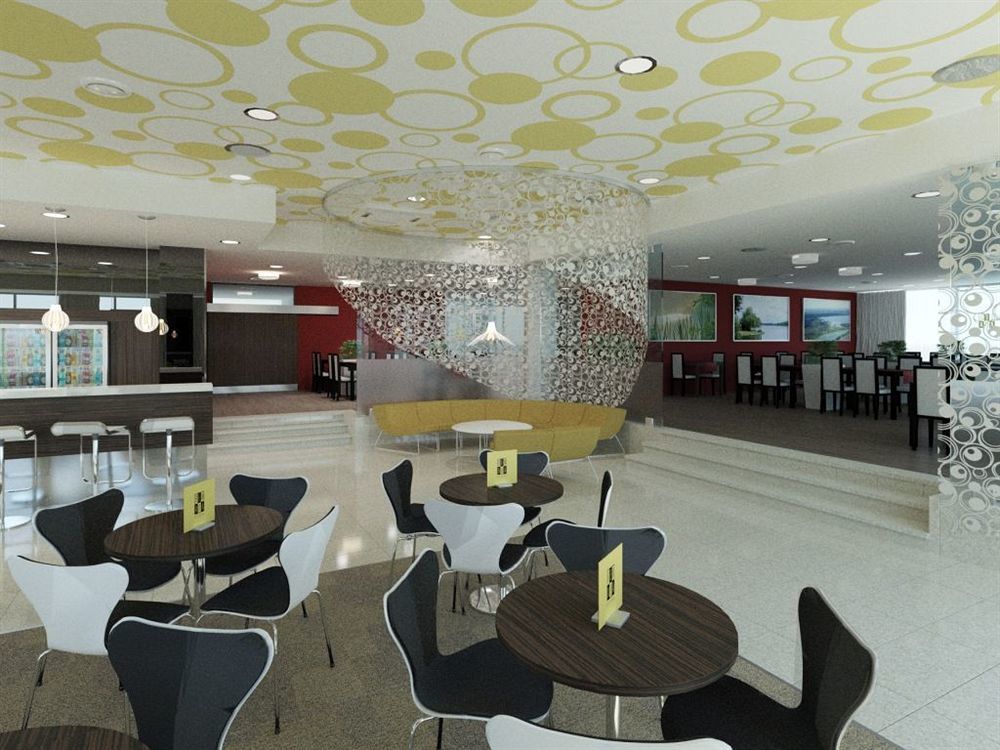 แคลเรียน คองเกรส โฮเต็ล เชสเก บูเดโยวิเซ Hotel เชสเกบูดิเยโจวิตเซ ร้านอาหาร รูปภาพ